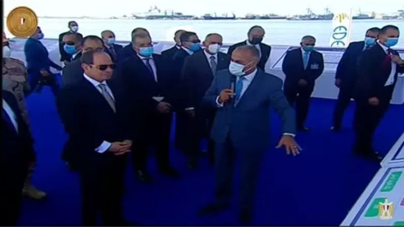 الرئيس السيسى يتفقد محطة تحيا مصر متعددة الأغراض بميناء الإسكندرية البحري