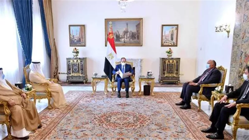 متحدث الرئاسة: الرئيس السيسى استقبل اليوم وزير الخارجية الكويتى