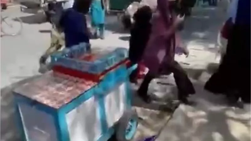 طالبان تقمع احتجاجاً جديداً لنساء في كابل .. فيديو