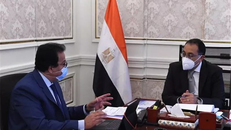 مدبولي يتابع مع وزير التعليم العالي الموقف التنفيذي لمشروعات الوزارة