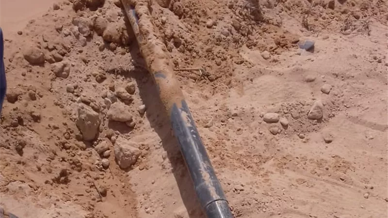 حملات ازالة التعديات علي الخط الناقل للمياه بمنطقة الضبعة