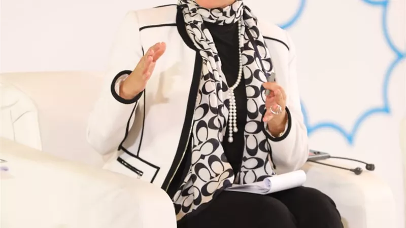وزيرة البيئة: لا بد من العمل الجماعي للوصول إلى التعافى الأخضر