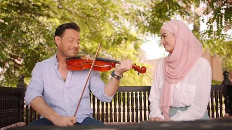 بالكمنجة .. أحمد زاهر يروج للحلقة الأخيرة من 