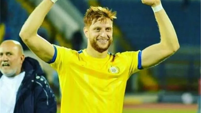 بيراميدز يعلن التعاقد مع المهاجم التونسي فخر الدين بن يوسف
