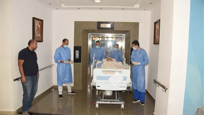 بالصور ... مجمع الجلاء الطبى للقوات المسلحة يستقبل الطالبة منه الله هشام ويقدم لها كافة أوجه الرعاية الطبية اللازمة