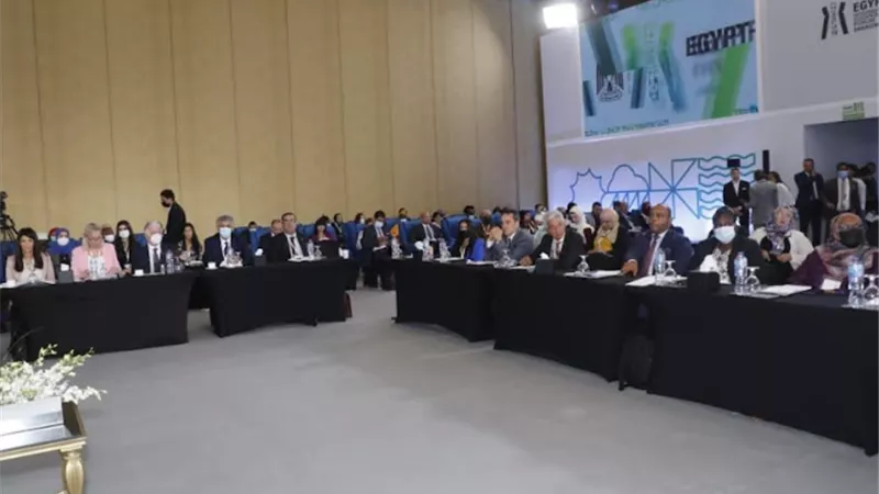 وزير الزراعة يشارك في فعاليات منتدى مصر للتعاون الدولى والتمويل الانمائى