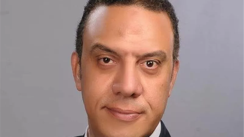 خبير يطالب المسئولين بإلغاء عمولات السداد الإلكتروني 2٪ عند دفع أي فواتير أونلاين.. فيديو