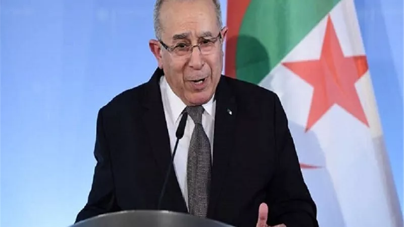 وزير خارجية الجزائر يشدد على ضرورة مواصلة الجهود لدعم القضية الفلسطينية