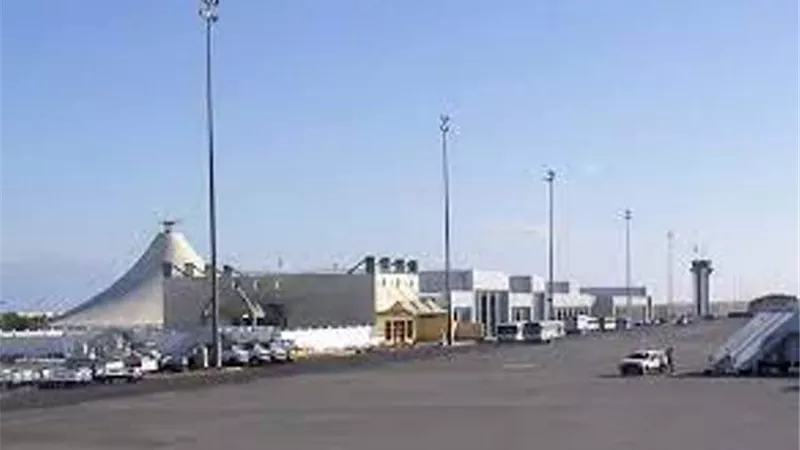 مطار الغردقة الدولي يستقبل أولي الرحلات الجوية لشركة