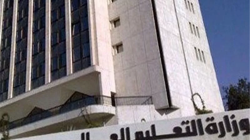 الاماكن الشاغرة لطلاب الشعبة الادبية للمرحلة الثالثة للتنسيق