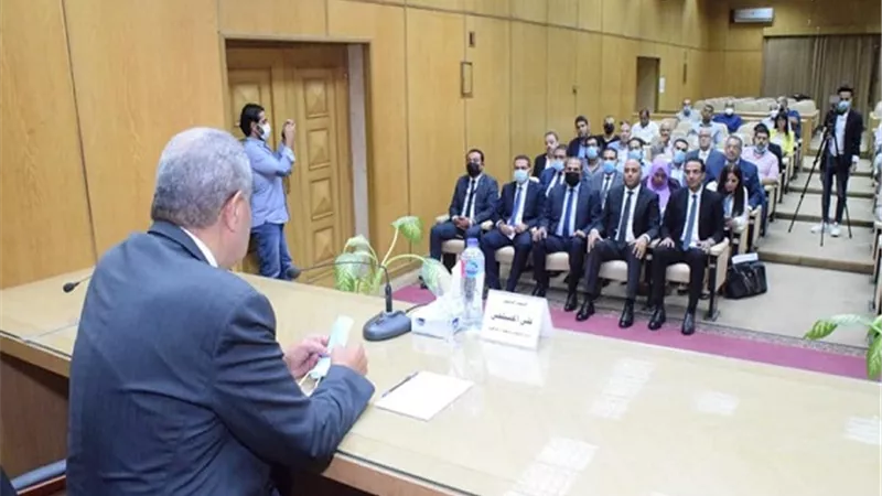 وزير التموين يعلن تخفيضات كبيرة لمعارض اهلا مدارس على مستوى الجمهورية