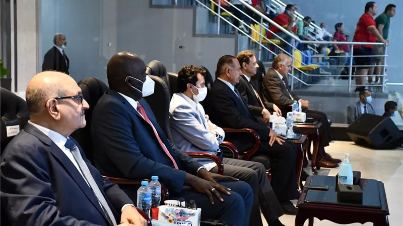 وزيرالشباب : دعم جميع الأندية وخاصة الجماهيرية والشعبية