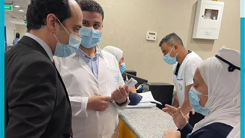 مدير هيئة الرعاية الصحية يتفقد المنشآت الطبية في الإسماعيلية ..صور