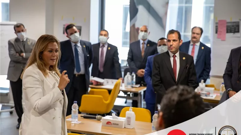 النيابة تنتهي من تأهيل المحامين العامين المرقين بالتعاون مع الأكاديمية الوطنية للتدريب