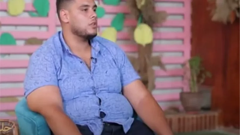 بالفيديو.. مريض سمنة يكشف تفاصيل معاناته مع السمنة المفرطة