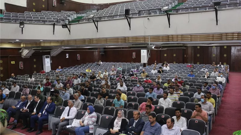نقيب المهندسين: شبكة الطرق التى تم تنفيذها بمصر خلال الـ٦ سنوات الماضية لم يتم انجازها فى الـ 100 سنة السابقة