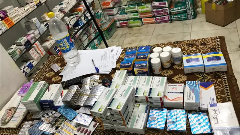 صحة الشرقية تضبط ١٥٧١ مخالفة دوائية وتغلق صيدلية بكفرصقر