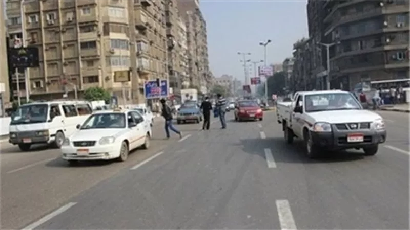 انخفاض الازدحام المرورى بالقاهرة الكبرى 4 بالمائة بعد تطوير الطرق .. انفوجراف