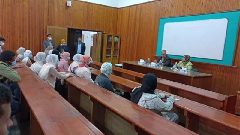 المشروعات الصغيرة وريادة الأعمال فى ندوة لجامعة الزقازيق ضمن مبادرة فخامة الرئيس حياة كريمة