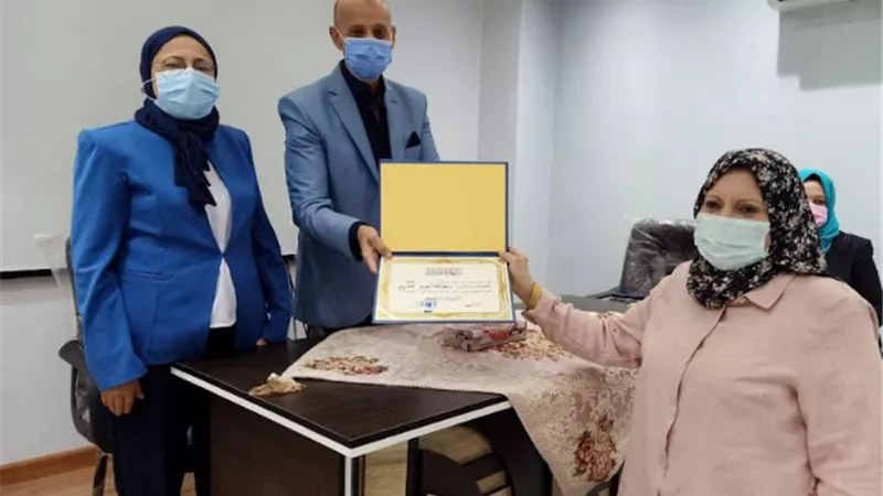 وكيل وزارة الصحة بالشرقية يكرم المثقفين الصحيين بالمديرية والإدارات الصحية