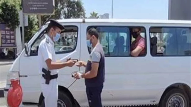 لعدم ارتداء الكمامة .. ضبط 8 آلاف شخص خلال 24 ساعة