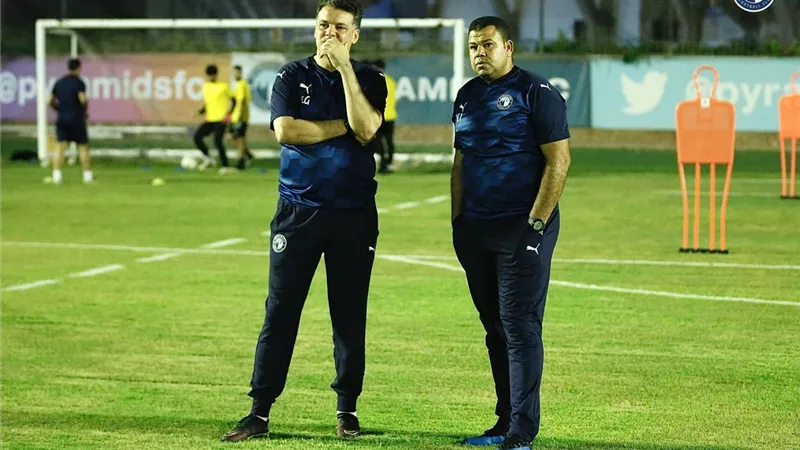 إيهاب جلال يبدأ تدريبات بيراميدز إستعداداً لكأس مصر