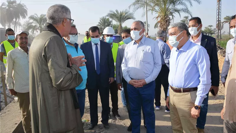 وزير الموارد المائية فى المنيا : الرى الذكى والحديث فى مشروعات حياة كريمة يرفع انتاجية الفدان الى 40%