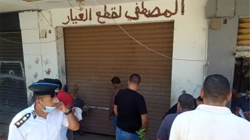 النجار: جهاز 6 أكتوبر يغلق 14محل ويضبط 3 مركبات بالتعاون مع شرطة التعمير.. بالصور