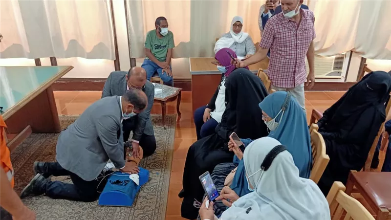 تدريب العاملين بمحكمة السويس علي الإسعافات الأولية