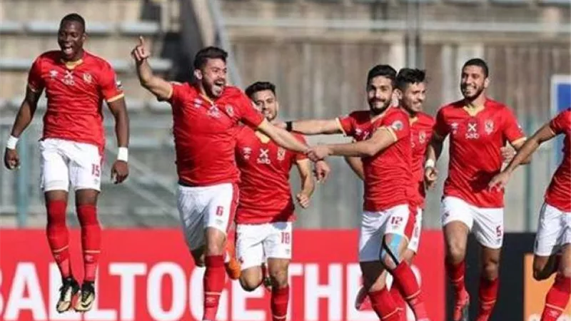 اعلامى شهير يكشف بالاسماء الراحلين عن الاهلى