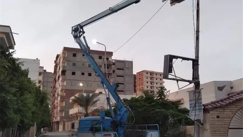 رفع كفاءة شبكة الإنارة بحى العجمى