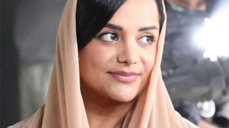 حصة بوحميد تناقش نماذج التواصل بين الجمهور والحكومات في 