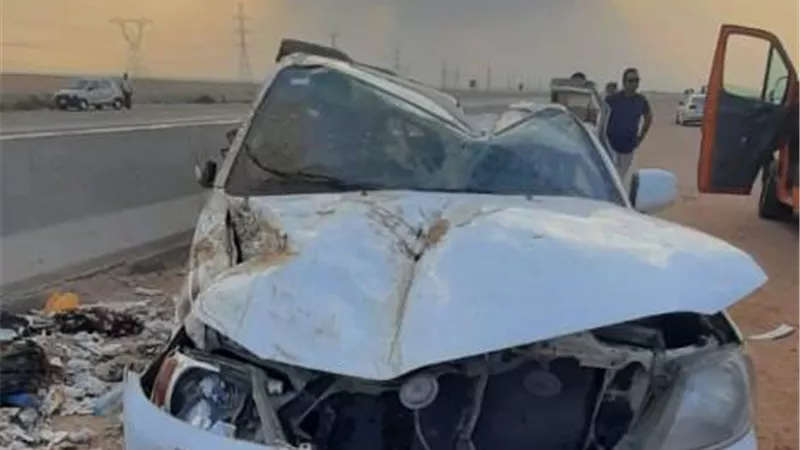 إصابة ٧ أشخاص بينهم طفلة في إنقلاب سيارة ربع نقل بطريق السويس