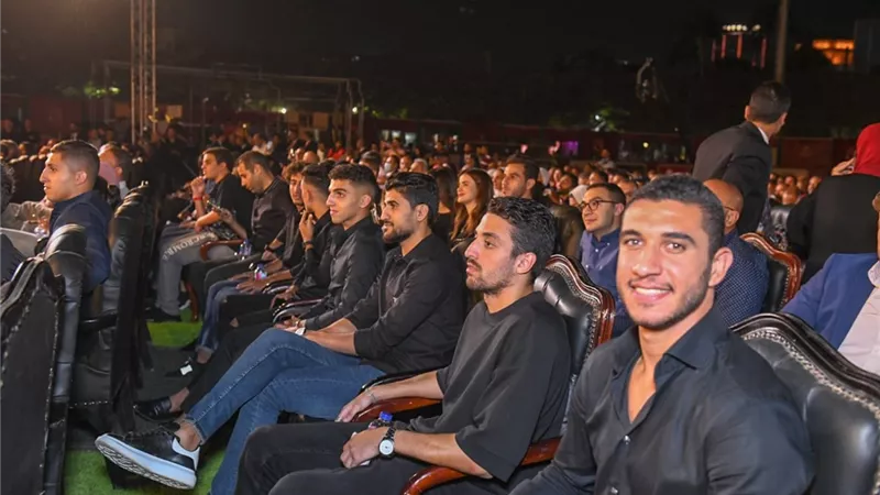 عرض فيديو رحلة تتويج الأهلي بدوري الأبطال في احتفالية «تدشين النجمة العاشرة»