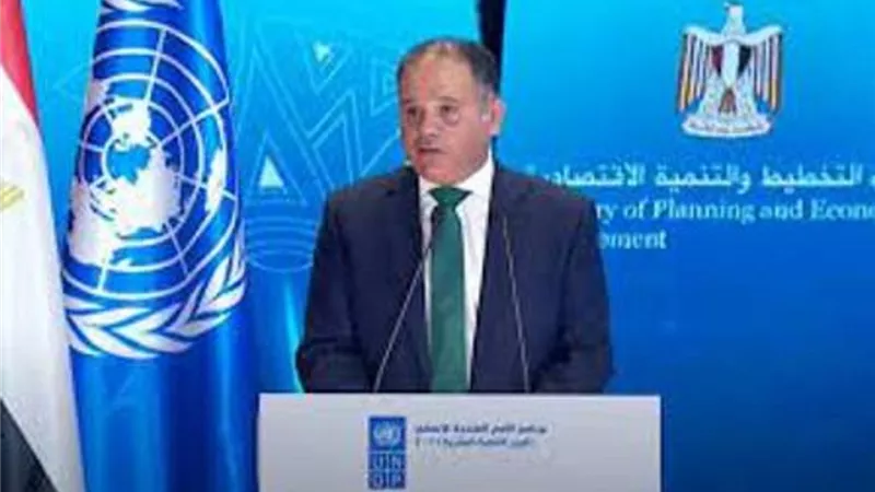 المؤلف الرئيسي لتقرير التنمية البشرية: مصر استعادت السيطرة على مقدراتها وتخطط لمستقبلها.. فيديو