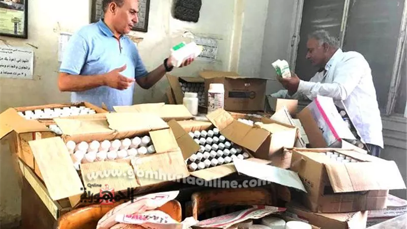 3 محاضر مخالفة لمصنع أدوية بيطرية ومركزين لبيع أدوية بمشتول السوق والصالحية