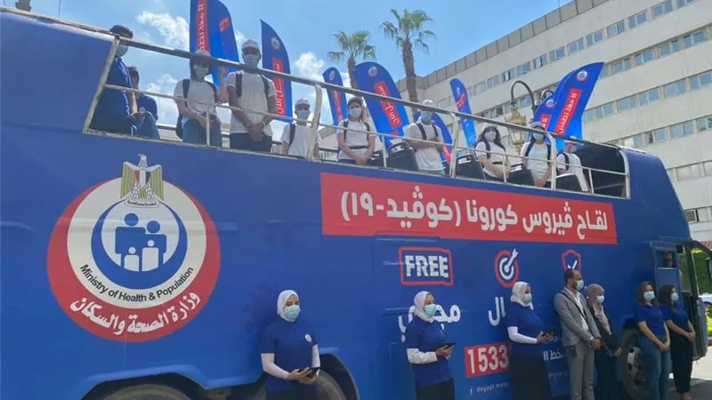 معا نطمئن .. أتوبيسات مجهزة تجوب المحافظات للرد على استفسارات المواطنين والاستجابة لطلباتهم