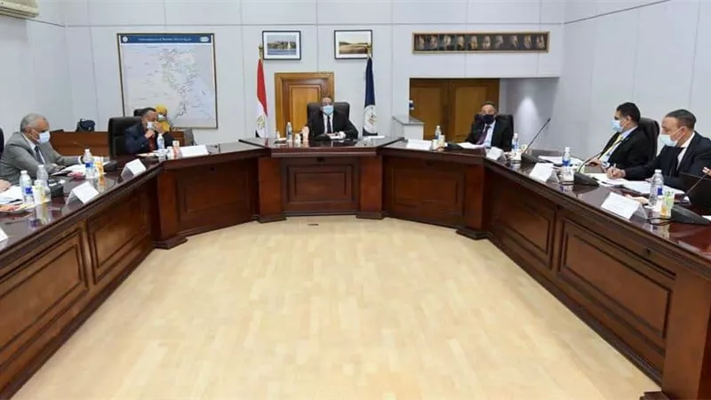العناني يستعرض الاستعدادات النهائية بمشروع ترميم قصر محمد علي