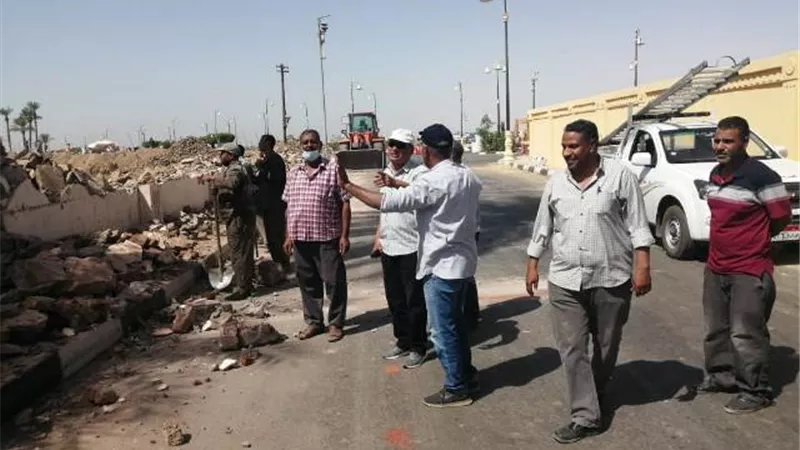 رئبس مدينة الاقصر يواصل جولاته لتفقد أعمال التطوير والتجميل