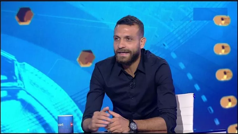 عمرو الحلواني: أحلم بالاعتزال في الأهلي.. ورمضان صبحي خسر شعب