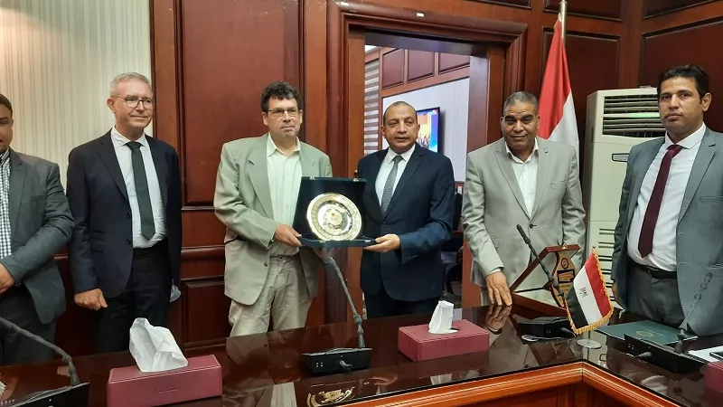 رئيس جامعة بني سويف يستقبل وفد جامعة ليون والمعهد الفرنسي بالقاهرة