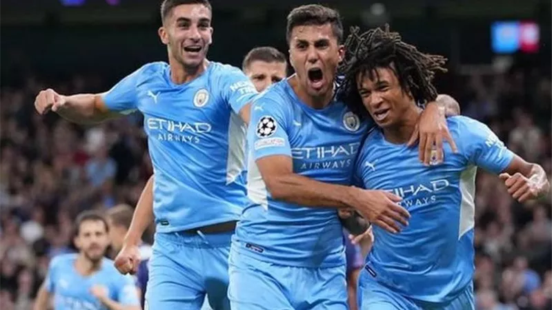 بعد تسجيله هدف تاريخى.. الموت يفجع لاعب السيتى