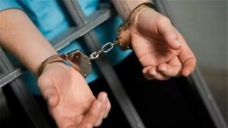 ابن أبو تشت يسقط بفرش حشيش في رأس سدر