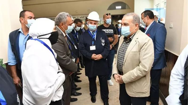 وزير الدولة للإنتاج الحربي يتفقد 