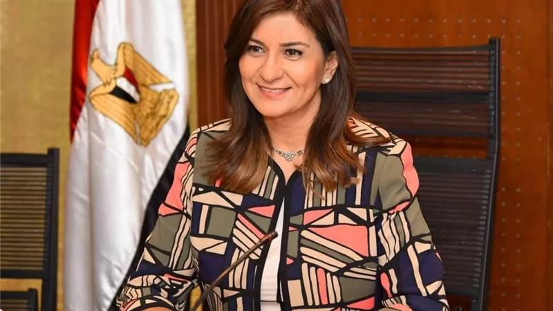 وزيرة الهجرة توجه الشكر للبابا تواضروس لتوجيهه خطاب إلى كنائس المهجر