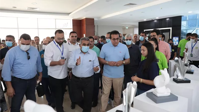وزير التعليم العالي ورؤساء الجامعات يتفقدون جامعة الجلالة