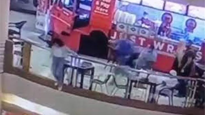 النيابة عن واقعة انتحار فتاة سيتي ستارز : تداول مقطع التصوير والخوض في تلك الأمور غير جائز