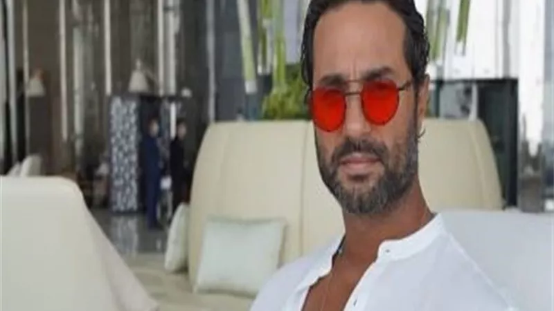 كريم فهمى مطلوب على جوجل بعد أزمته الصحية