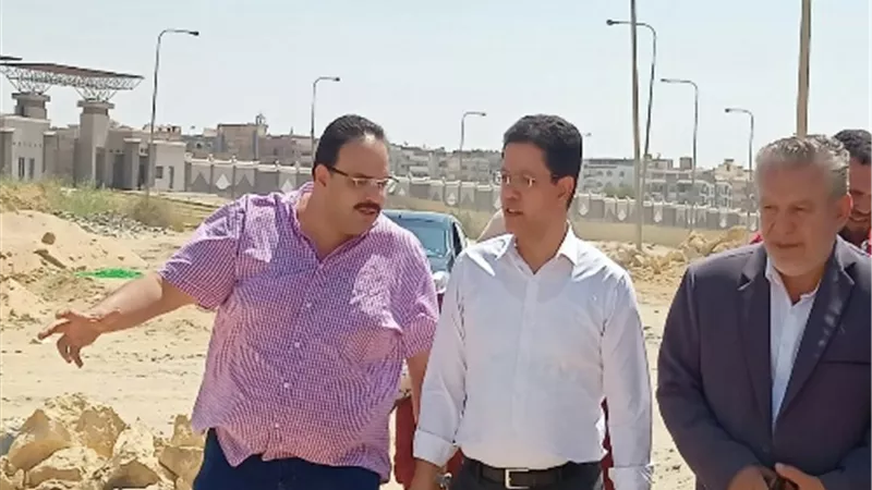 الجيزاوى يتفقد منشآت جامعة بنها الأهلية في العبور ويشيد بمعدلات الإنجاز