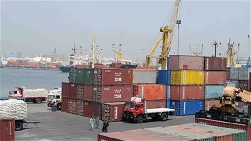 موانئ البحر الأحمر: تداول 105 آلاف طن بضائع و422 شاحنة